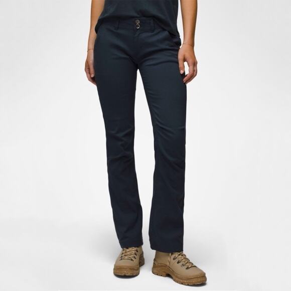 PrAna Navy Halle Convertible Roll Up Hiking Pants Sz 8 - Picture 1 of 14